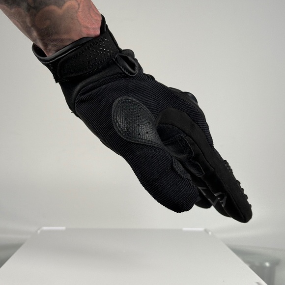 AlpineStars Motorcycle Gloves Large - Picture 6 of 8